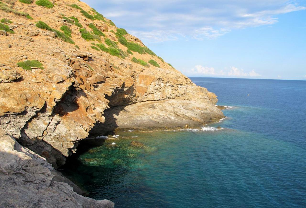 Isola D'Elba Come In Barca, A Un Tuffo Dal Mare Capoliveri  Ngoại thất bức ảnh