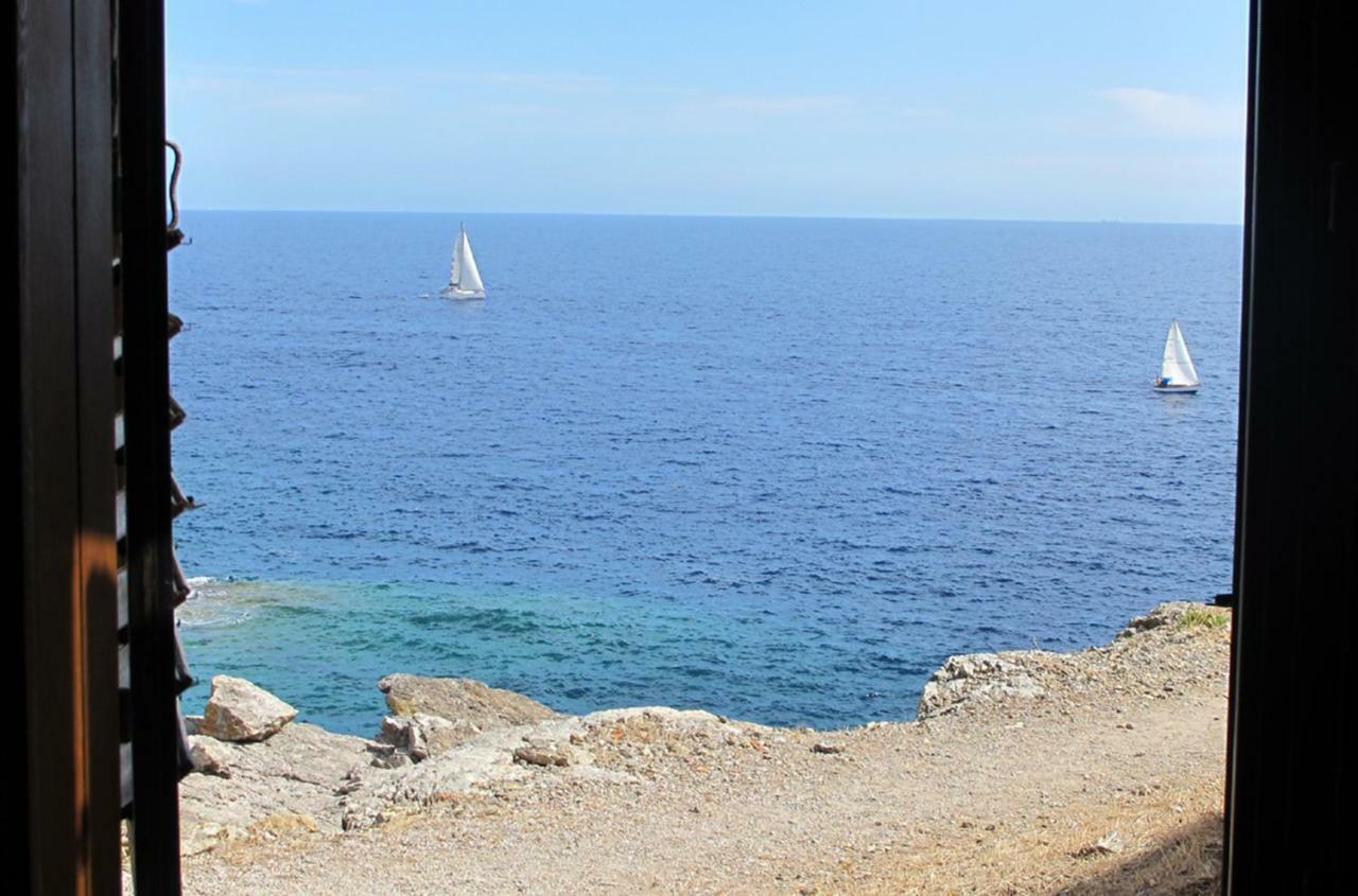 Isola D'Elba Come In Barca, A Un Tuffo Dal Mare Capoliveri  Ngoại thất bức ảnh
