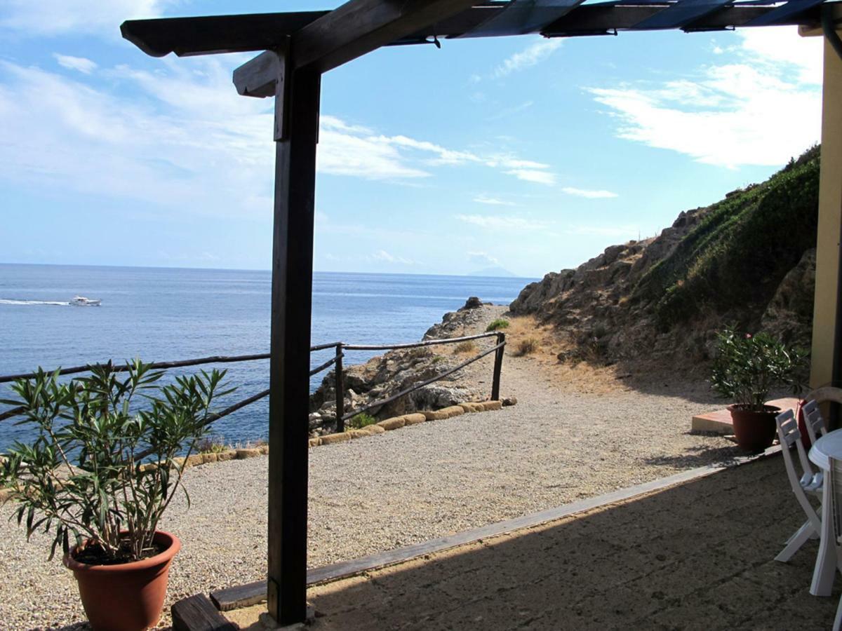 Isola D'Elba Come In Barca, A Un Tuffo Dal Mare Capoliveri  Ngoại thất bức ảnh